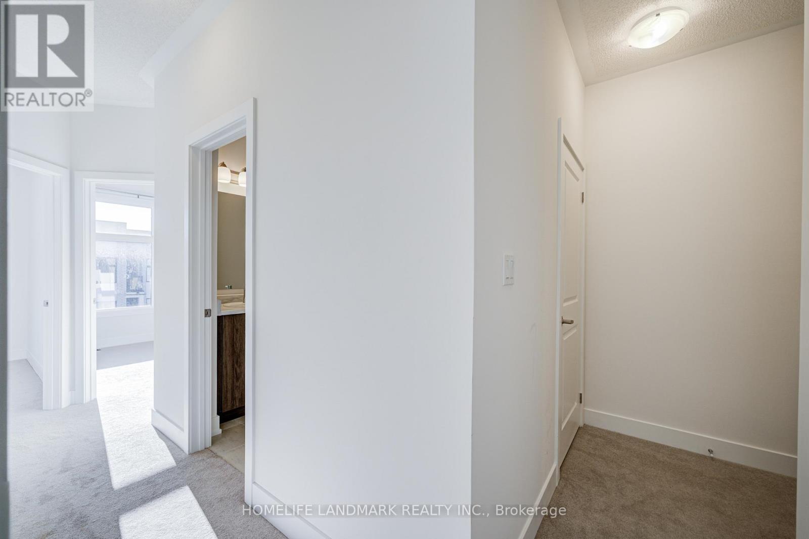 1299 Dempster Lane, Oakville, Ontario  L6H 7Z2 - Photo 31 - W12496062