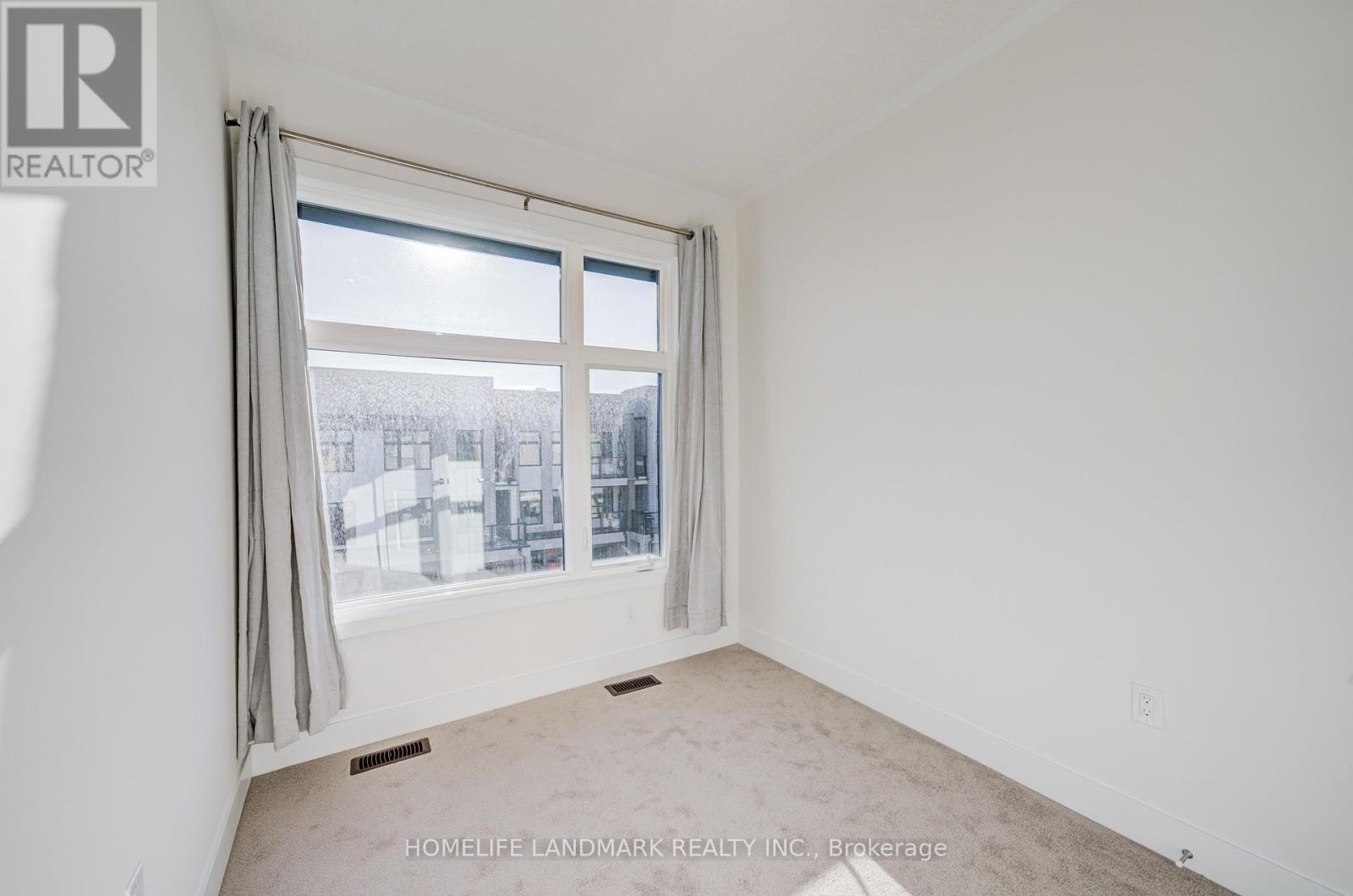 1299 Dempster Lane, Oakville, Ontario  L6H 7Z2 - Photo 29 - W12496062