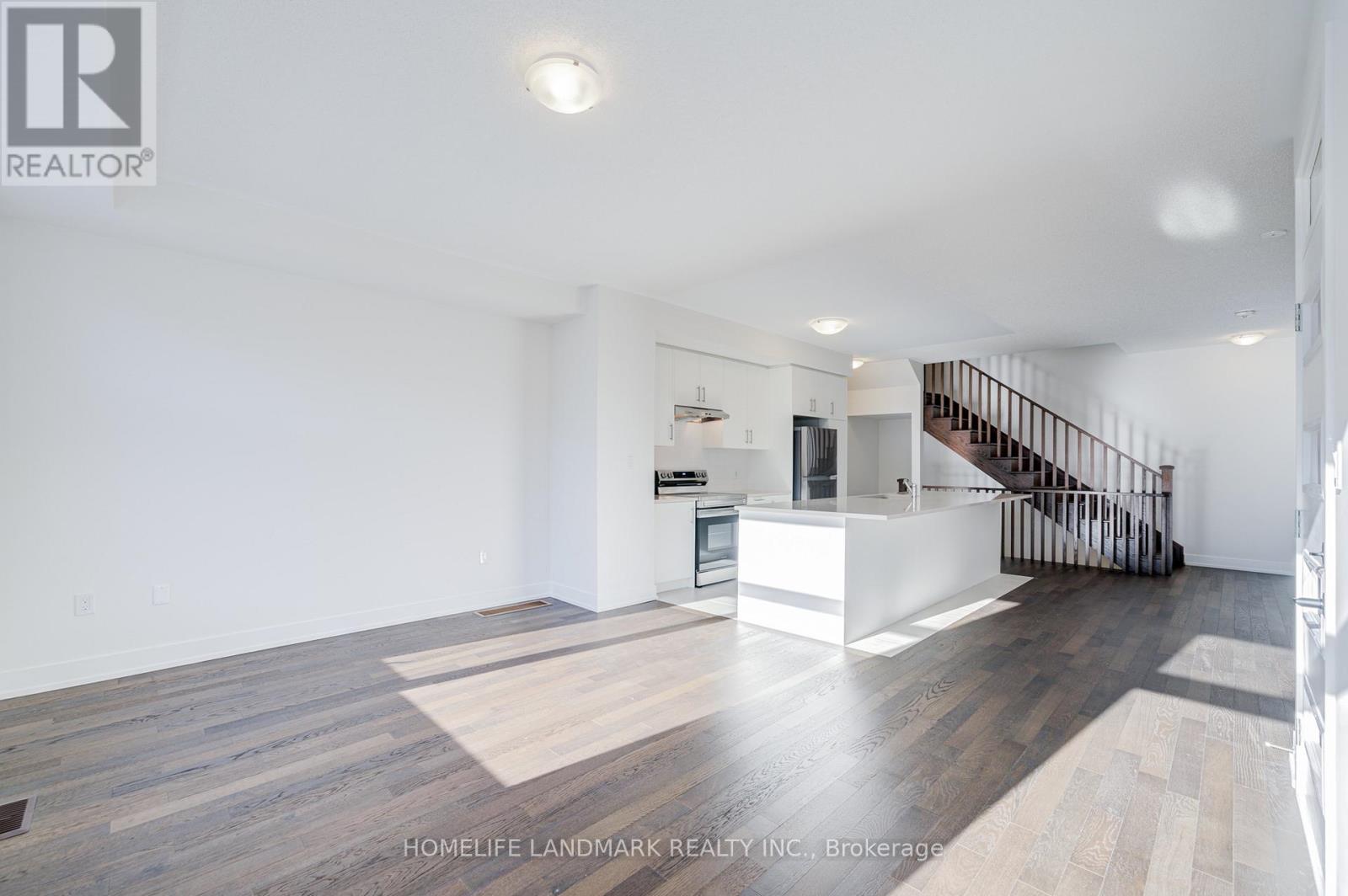 1299 Dempster Lane, Oakville, Ontario  L6H 7Z2 - Photo 14 - W12496062