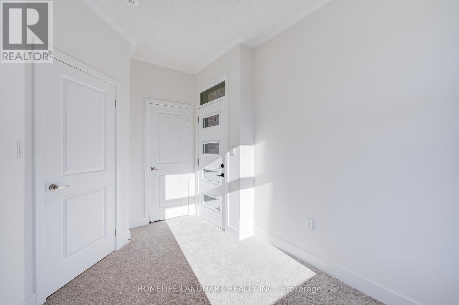 1299 Dempster Lane, Oakville, Ontario  L6H 7Z2 - Photo 28 - W12496062