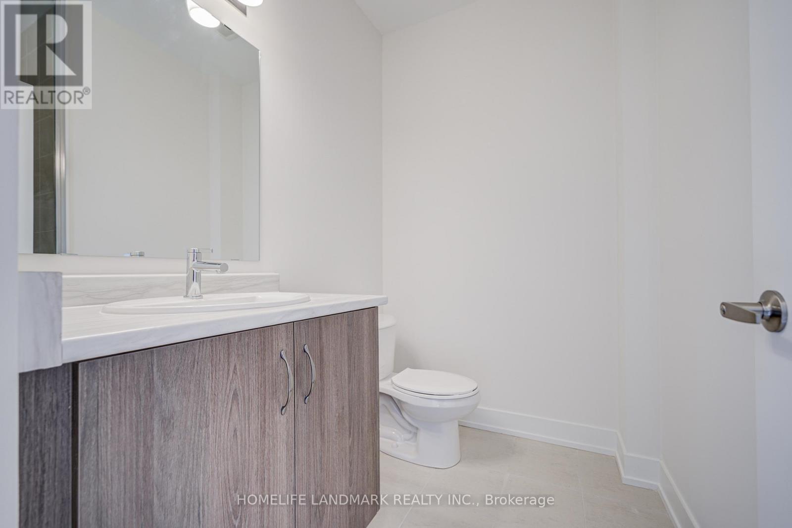 1299 Dempster Lane, Oakville, Ontario  L6H 7Z2 - Photo 32 - W12496062