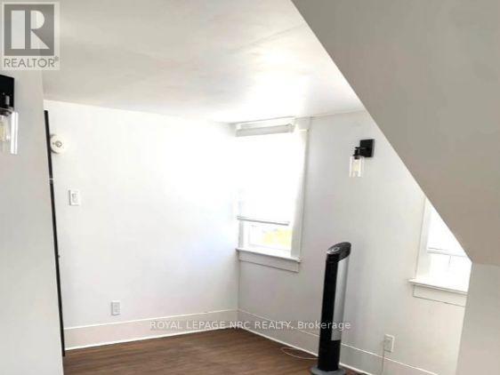 367 Bell Street, Port Colborne (Killaly East), Ontario  L3K 1J7 - Photo 3 - X12500160