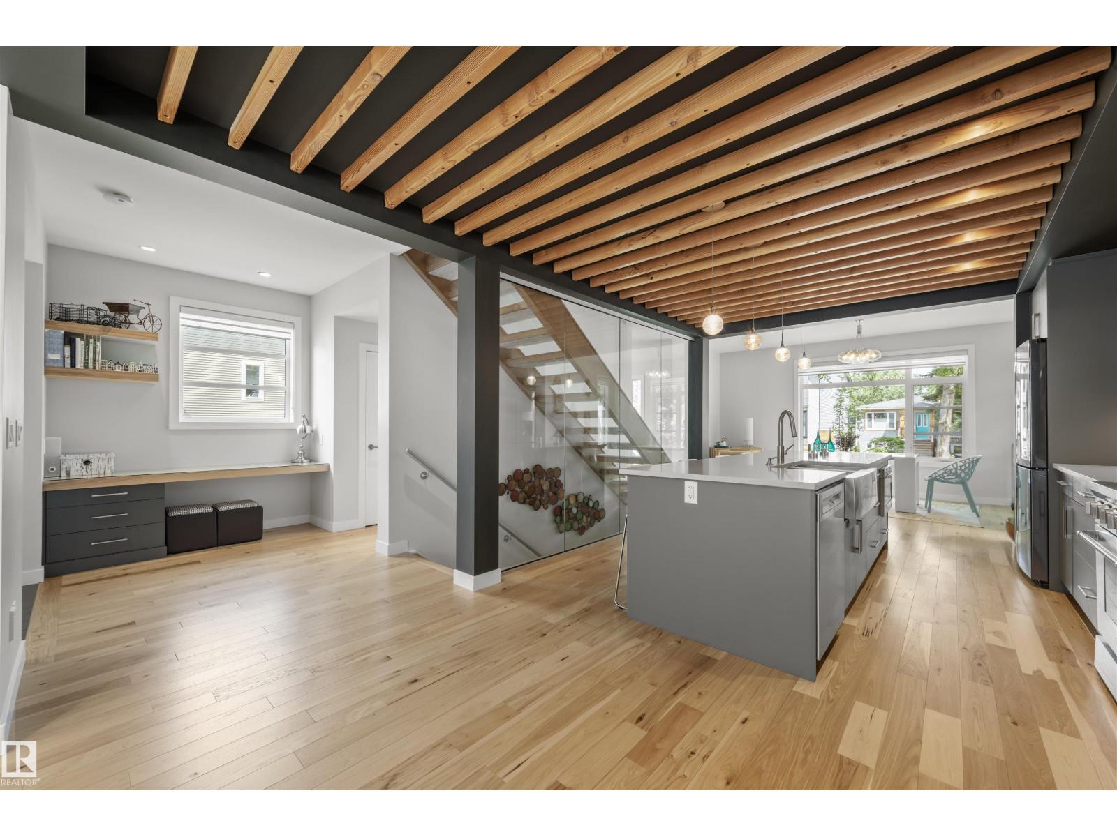 9803 74 Av Nw, Edmonton, Alberta  T6E 1G1 - Photo 11 - E4464420