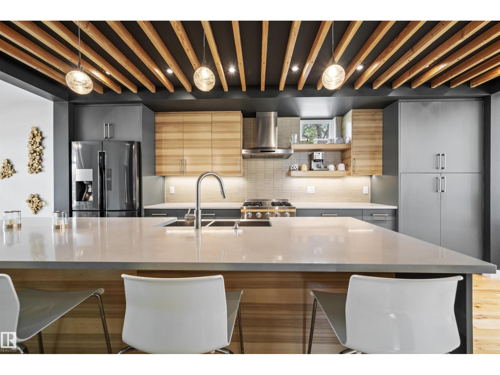 9803 74 Av Nw, Edmonton, Alberta  T6E 1G1 - Photo 18 - E4464420