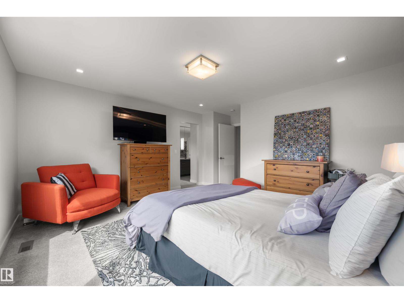 9803 74 Av Nw, Edmonton, Alberta  T6E 1G1 - Photo 21 - E4464420