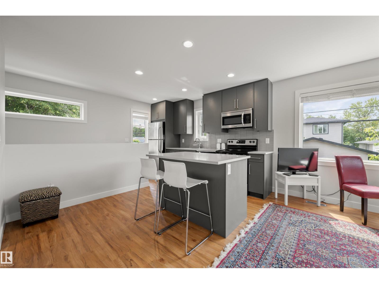 9803 74 Av Nw, Edmonton, Alberta  T6E 1G1 - Photo 50 - E4464420