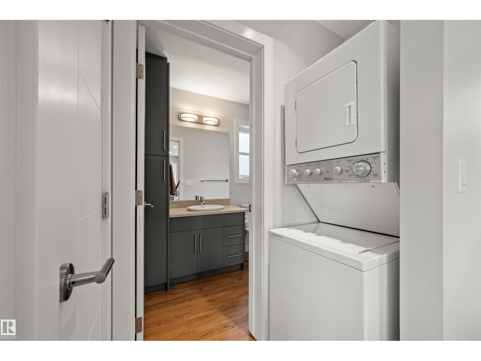 9803 74 Av Nw, Edmonton, Alberta  T6E 1G1 - Photo 52 - E4464420