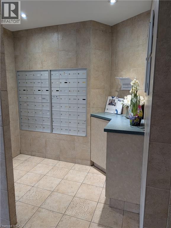 237 Auburn Drive Unit# 808, Waterloo, Ontario  N2K 0B7 - Photo 31 - 40780773