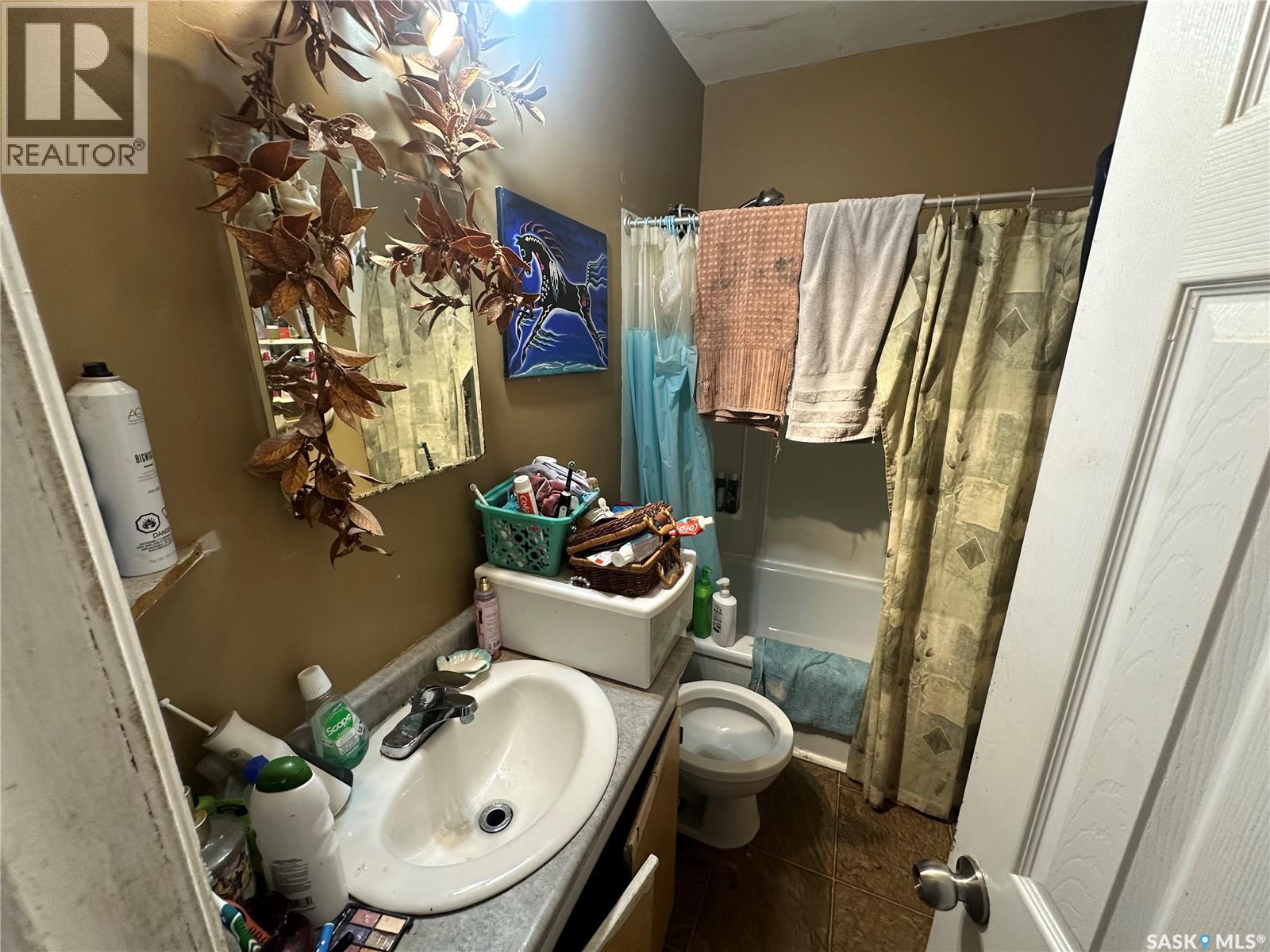 815 Robinson Street, Regina, Saskatchewan  S4T 2M4 - Photo 12 - SK022191