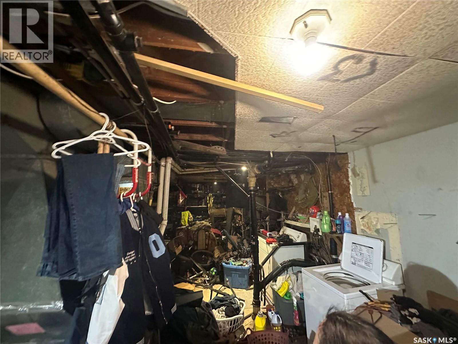 815 Robinson Street, Regina, Saskatchewan  S4T 2M4 - Photo 8 - SK022191