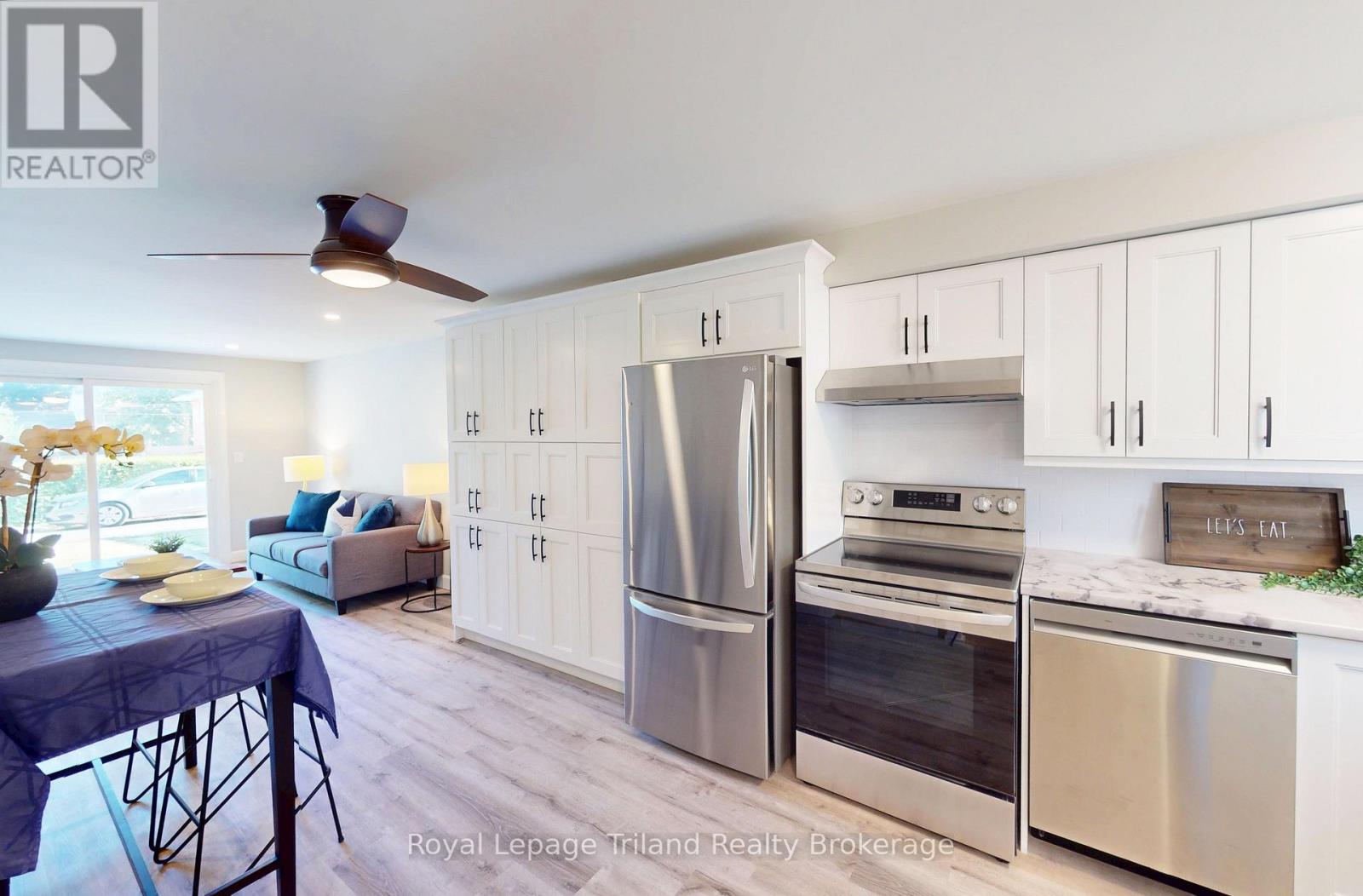 648 Brant Street, Woodstock (Woodstock - North), Ontario  N4S 5J8 - Photo 2 - X12500186