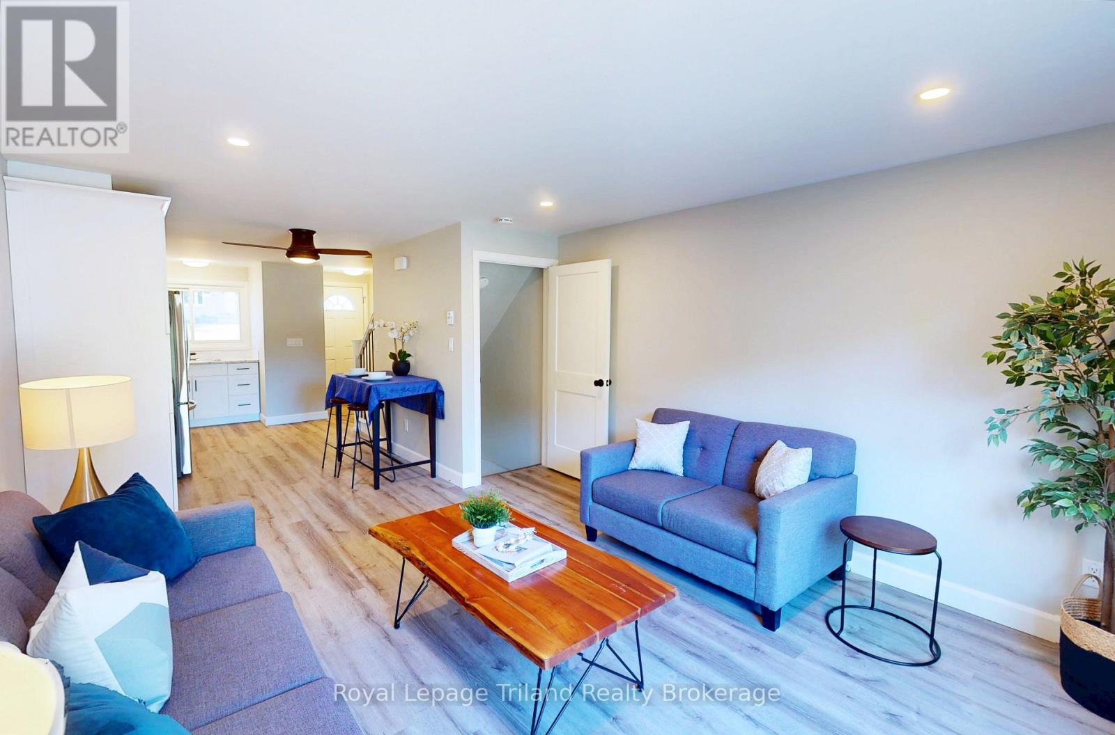 648 Brant Street, Woodstock (Woodstock - North), Ontario  N4S 5J8 - Photo 7 - X12500186