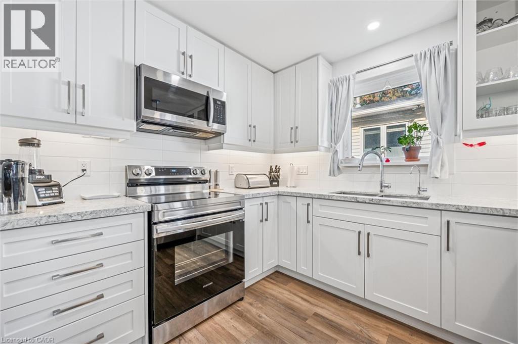 76 South Drive, Kitchener, Ontario  N2M 4B6 - Photo 12 - 40781086