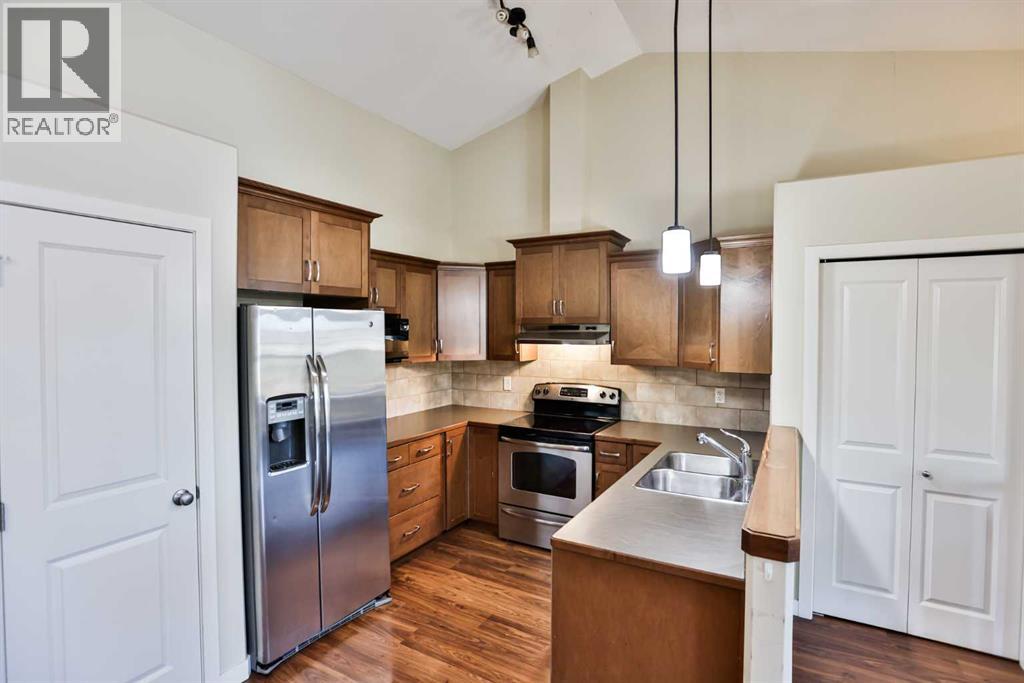 105 Lynx Road N, Lethbridge, Alberta  T1H 6W9 - Photo 8 - A2267512