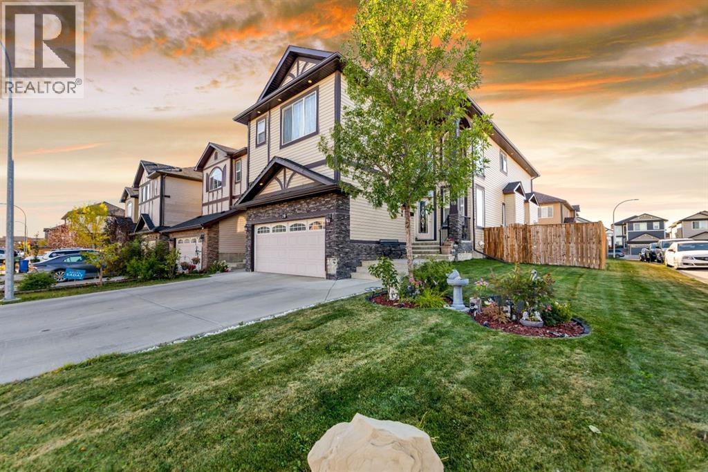 19 Saddlelake View Ne, Calgary, Alberta  T3J 0R6 - Photo 2 - A2259448