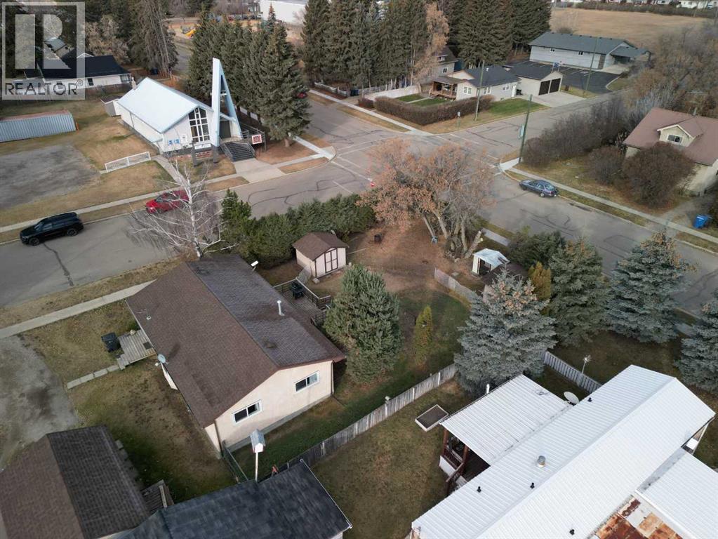 4847 52 Street, Eckville, Alberta  T0M 0X0 - Photo 26 - A2268245