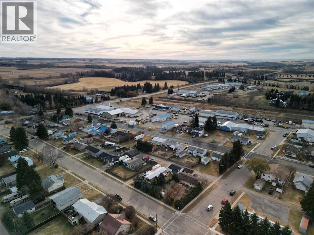 4847 52 Street, Eckville, Alberta  T0M 0X0 - Photo 30 - A2268245