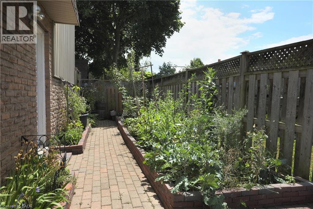 107 Roseneath Crescent, Kitchener, Ontario  N2E 1V8 - Photo 30 - 40784923