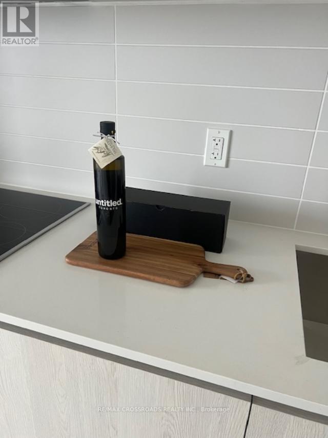 1214 - 120 Broadway Avenue, Toronto, Ontario  M4P 0E9 - Photo 5 - C12489396