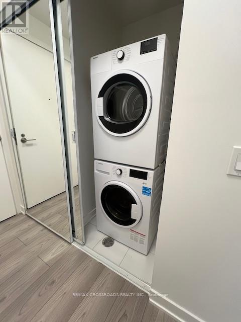 1214 - 120 Broadway Avenue, Toronto, Ontario  M4P 0E9 - Photo 11 - C12489396