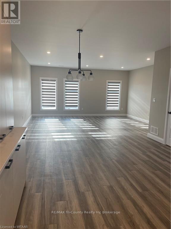 1004 - 361 Quarter Town Line, Tillsonburg, Ontario  N4G 0K2 - Photo 4 - X12500218