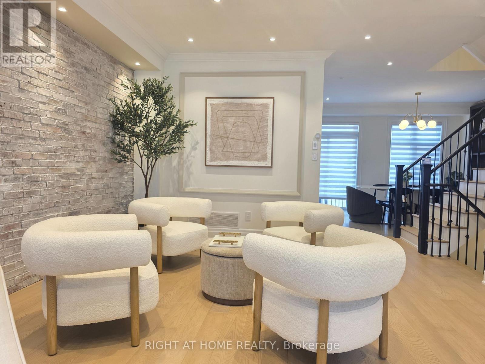 2251 Khalsa Gate E, Oakville, Ontario  L6M 1P4 - Photo 12 - W12500192