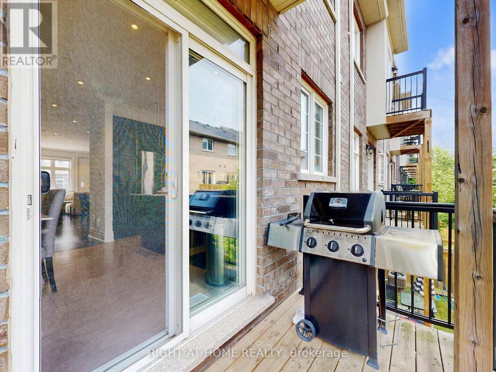 2251 Khalsa Gate E, Oakville, Ontario  L6M 1P4 - Photo 16 - W12500192