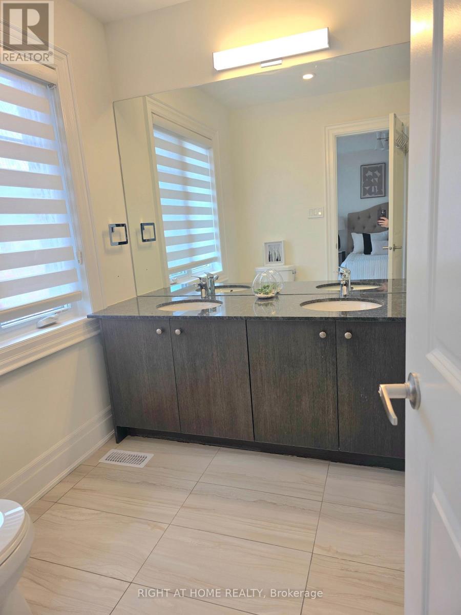 2251 Khalsa Gate E, Oakville, Ontario  L6M 1P4 - Photo 25 - W12500192