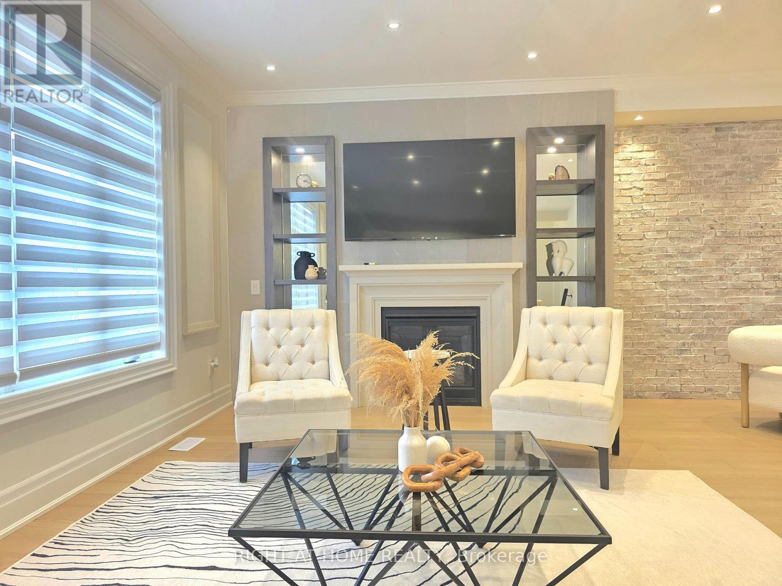 2251 Khalsa Gate E, Oakville, Ontario  L6M 1P4 - Photo 8 - W12500192