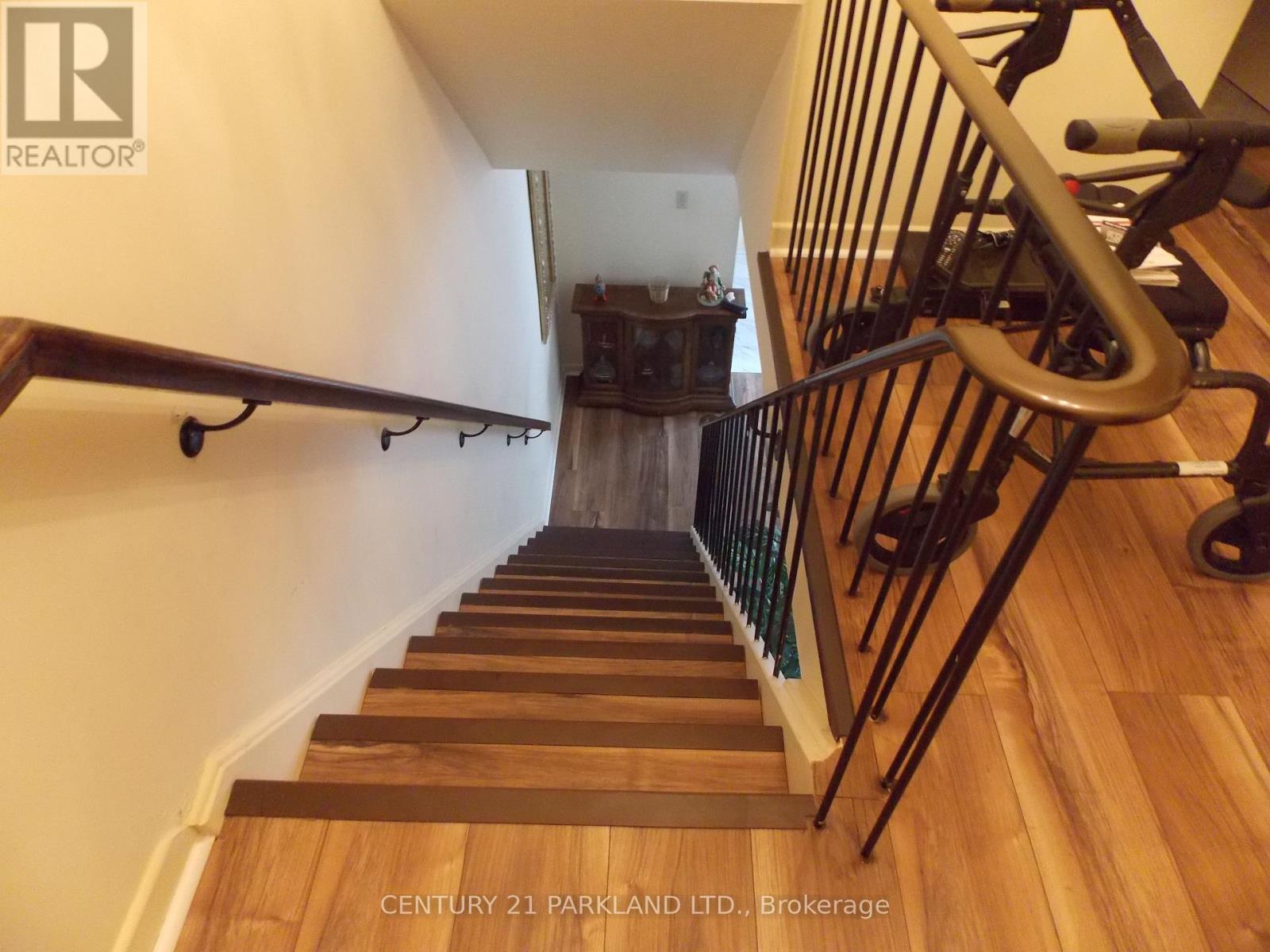 42 Antibes Drive, Toronto (Westminster-Branson), Ontario  M2R 3K4 - Photo 12 - C12298425