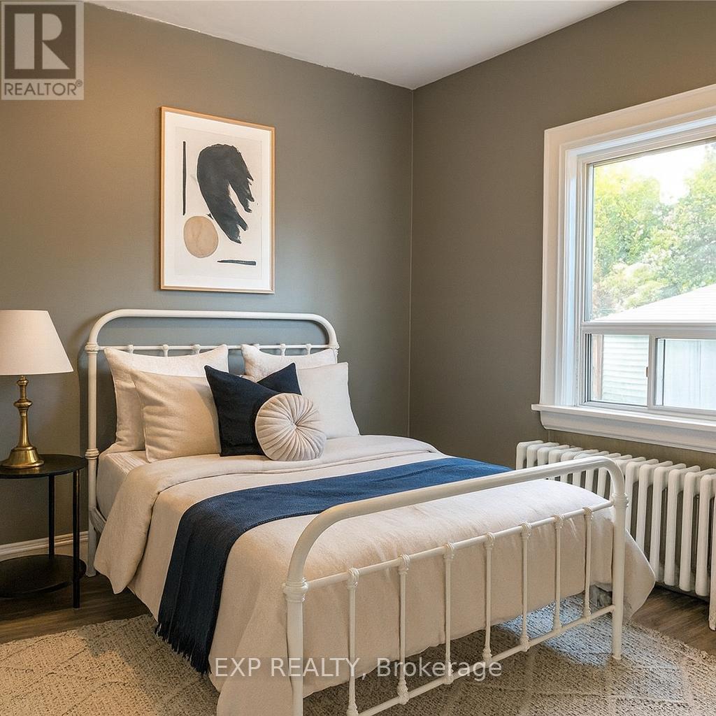 3 - 45 Louisa Street, St. Catharines, Ontario  L2R 2J5 - Photo 3 - X12500206