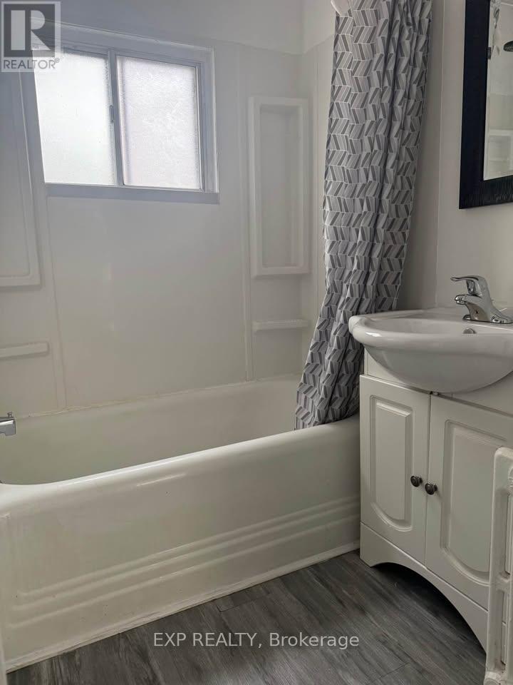 3 - 45 Louisa Street, St. Catharines, Ontario  L2R 2J5 - Photo 5 - X12500206