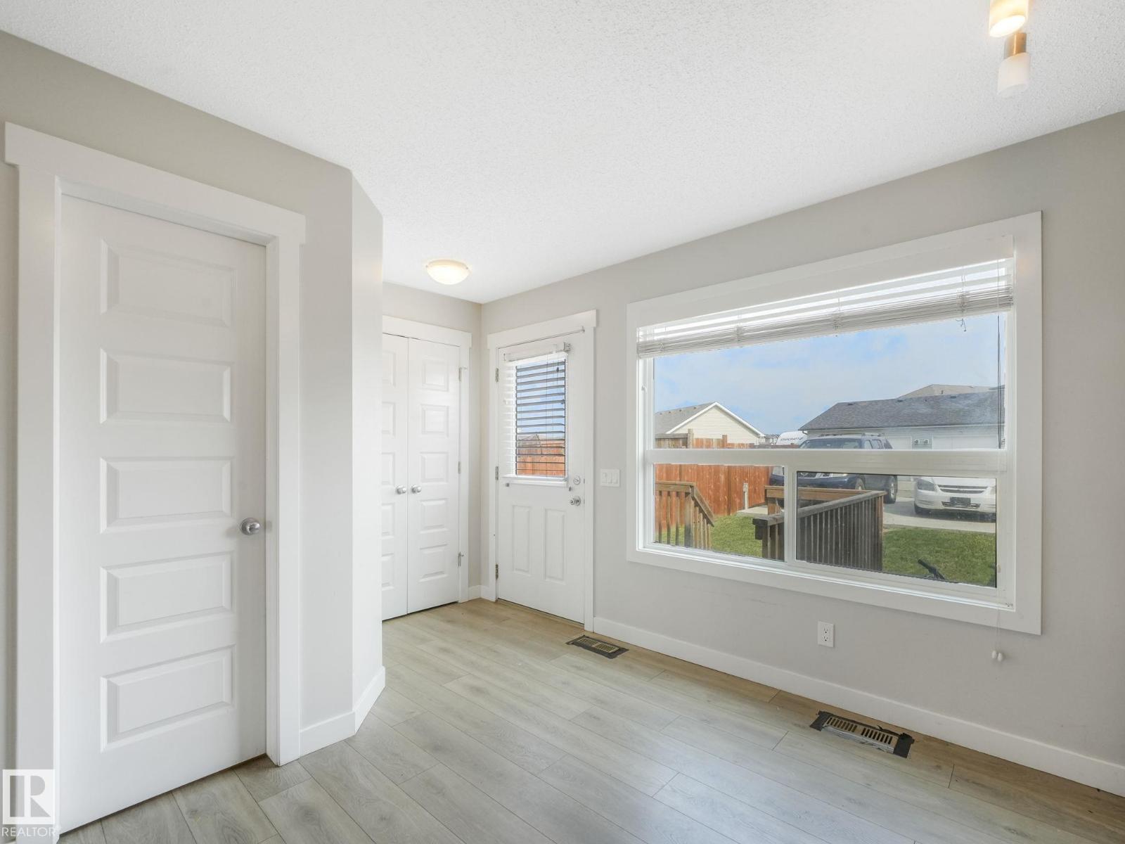 648 Lewis Greens Dr Nw, Edmonton, Alberta  T5T 7G4 - Photo 15 - E4464422