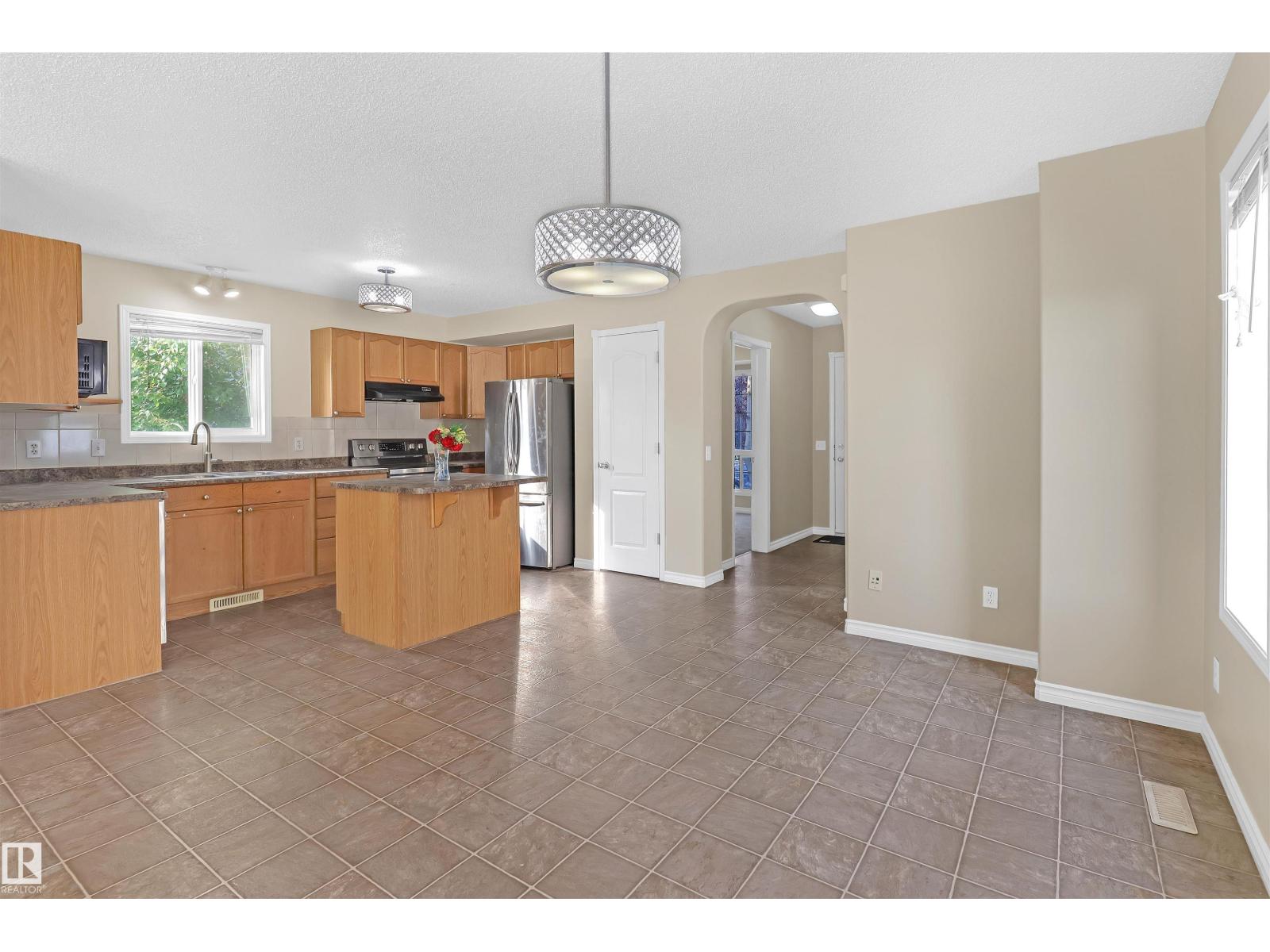 460 Gibb Wd Nw, Edmonton, Alberta  T5T 6W7 - Photo 13 - E4464423