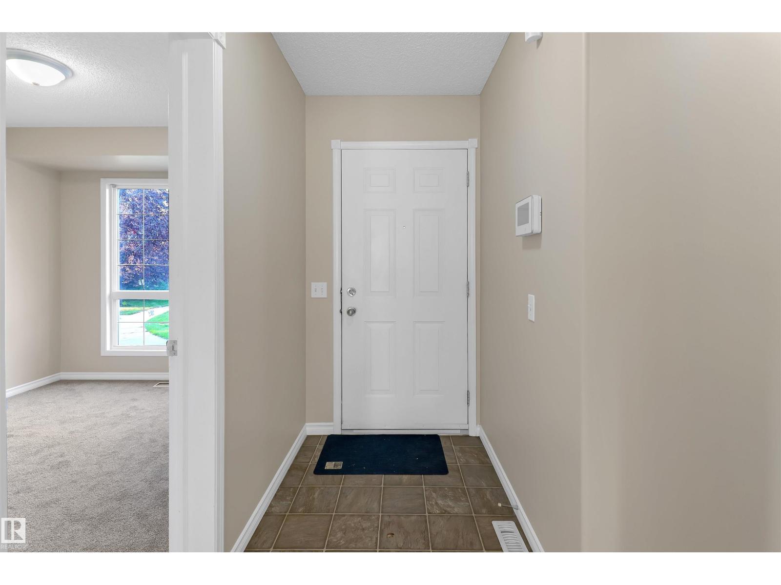 460 Gibb Wd Nw, Edmonton, Alberta  T5T 6W7 - Photo 3 - E4464423