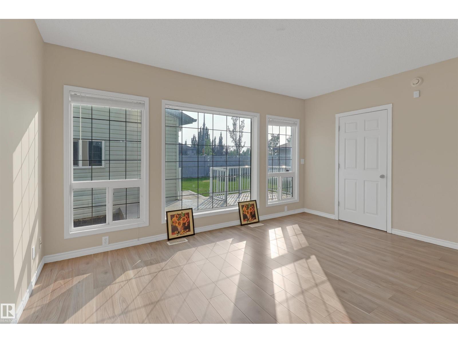 460 Gibb Wd Nw, Edmonton, Alberta  T5T 6W7 - Photo 4 - E4464423