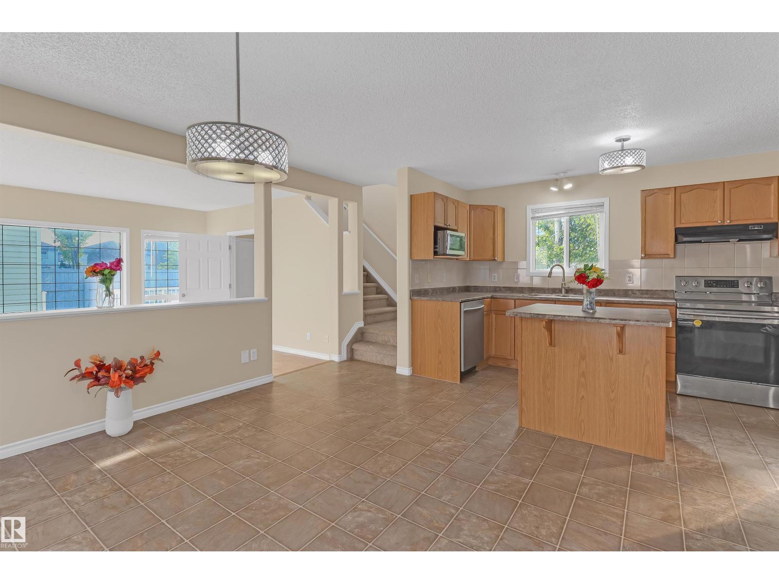 460 Gibb Wd Nw, Edmonton, Alberta  T5T 6W7 - Photo 8 - E4464423