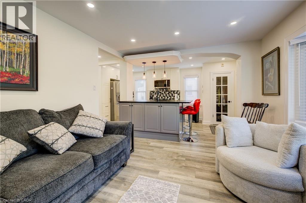 129 Talbot Street, Kitchener, Ontario  N2M 2B2 - Photo 15 - 40784932