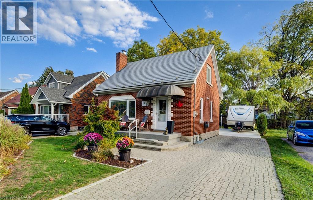 129 Talbot Street, Kitchener, Ontario  N2M 2B2 - Photo 2 - 40784932