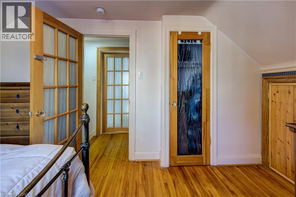 129 Talbot Street, Kitchener, Ontario  N2M 2B2 - Photo 26 - 40784932