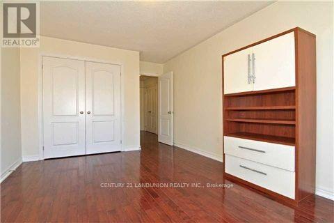 81 Serano Crescent, Richmond Hill, Ontario  L4E 0R7 - Photo 17 - N12500222