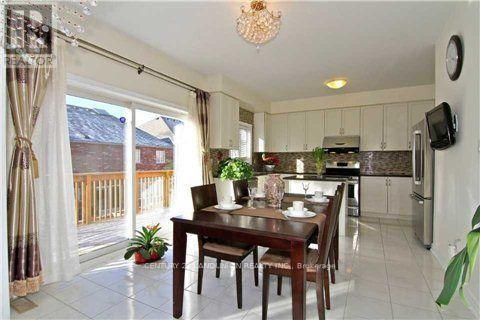 81 Serano Crescent, Richmond Hill, Ontario  L4E 0R7 - Photo 2 - N12500222