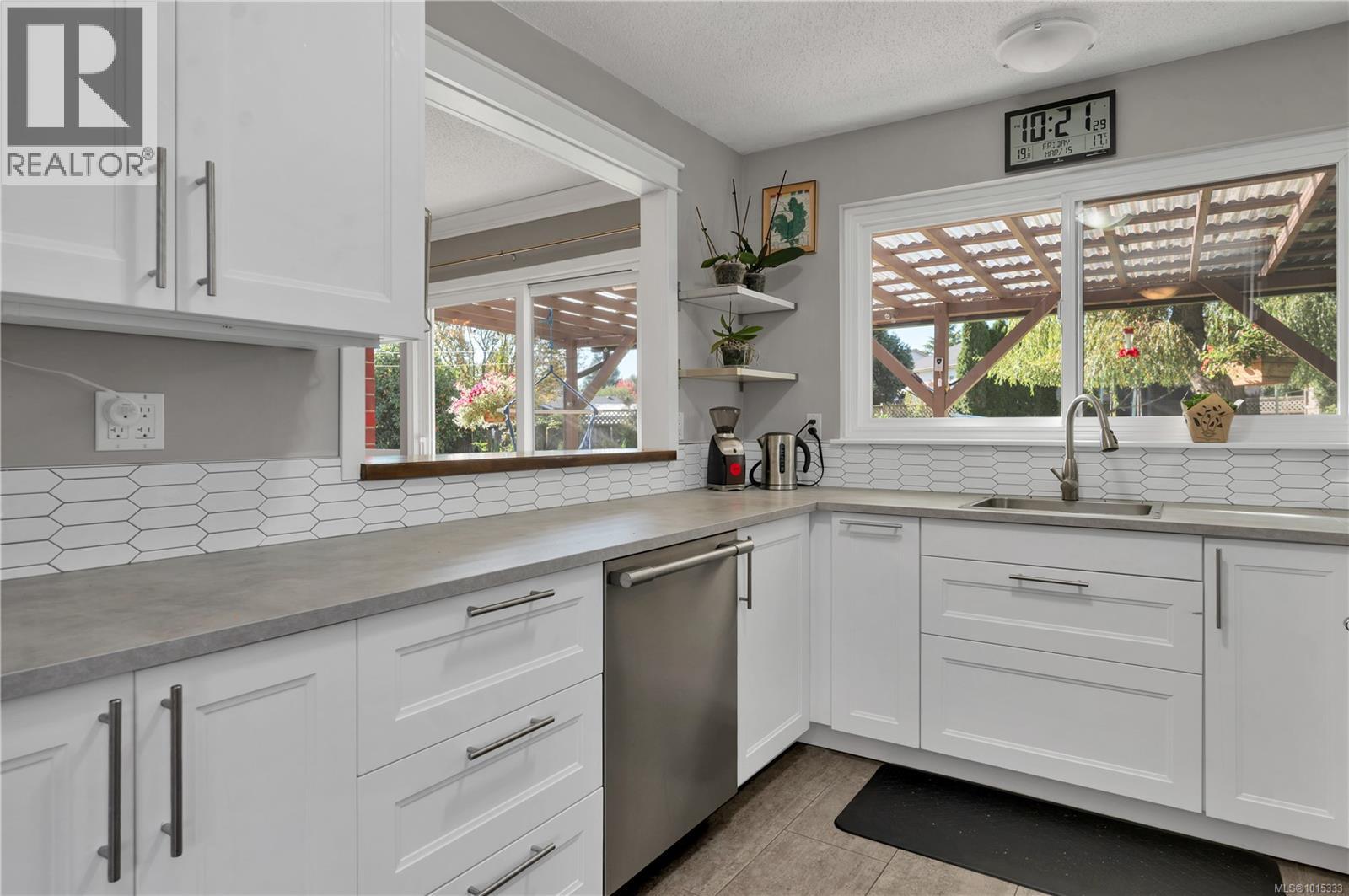 468 Raza Pl, Campbell River, British Columbia  V9W 6T3 - Photo 6 - 1015333