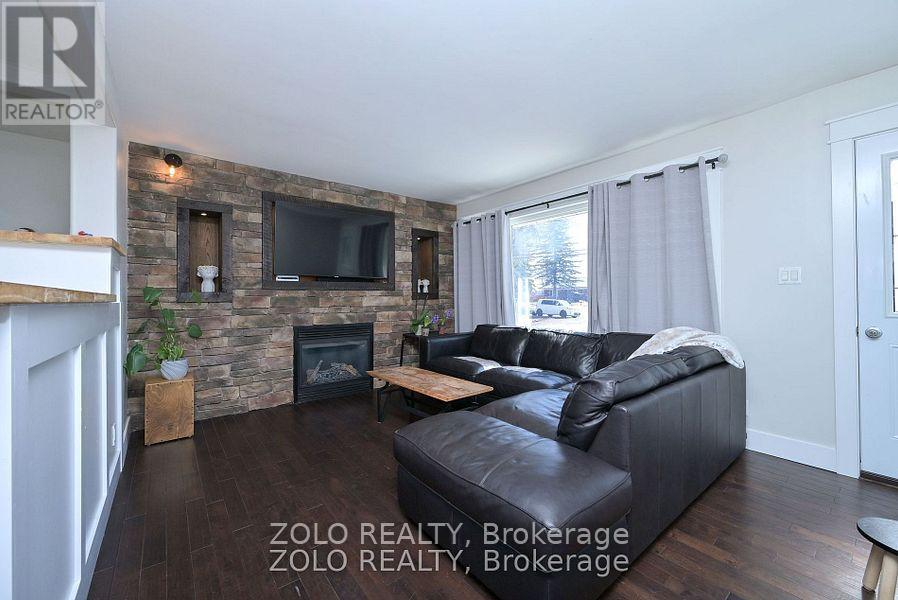 5653 Highway 12 Highway, Ramara (Atherley), Ontario  L3V 6H7 - Photo 12 - S12500212