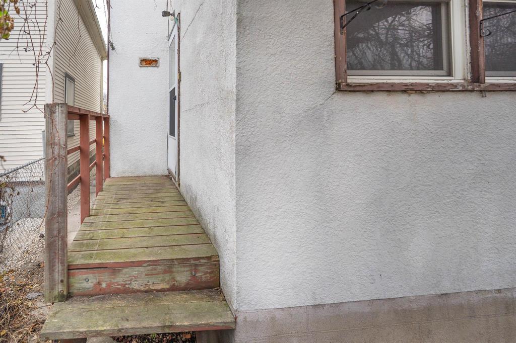 524 Lipton Street, Winnipeg, Manitoba  R3G 2H3 - Photo 36 - 202527744