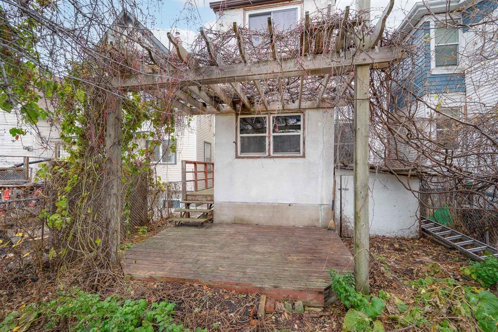 524 Lipton Street, Winnipeg, Manitoba  R3G 2H3 - Photo 39 - 202527744
