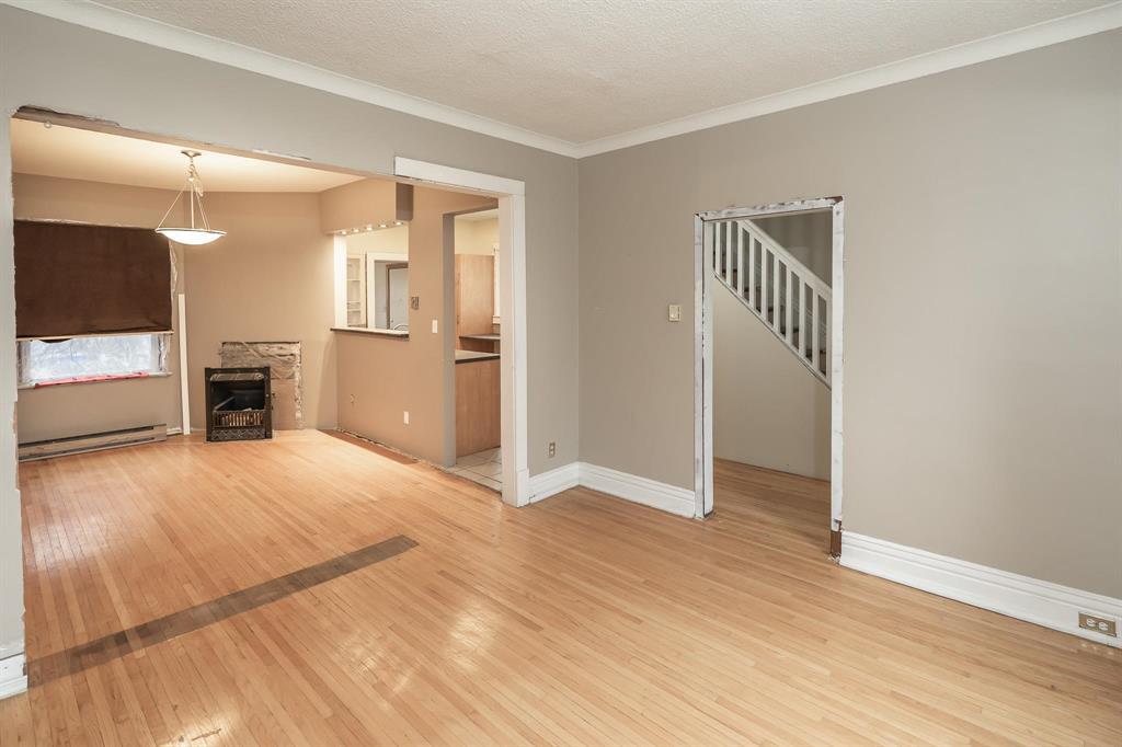 524 Lipton Street, Winnipeg, Manitoba  R3G 2H3 - Photo 9 - 202527744