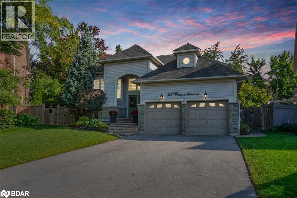 28 WINDSOR Crescent, Barrie, Ontario