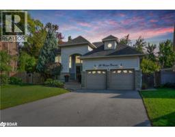 28 WINDSOR Crescent, Barrie, Ontario