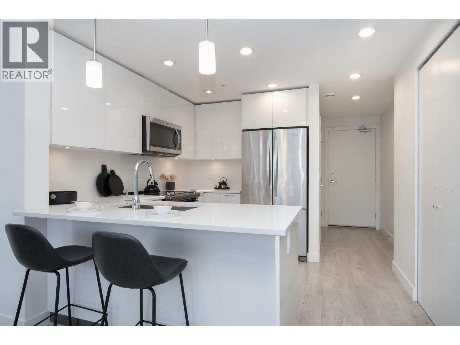 508 719 W 3rd Street, North Vancouver, British Columbia  V7M 0E7 - Photo 7 - R3063744